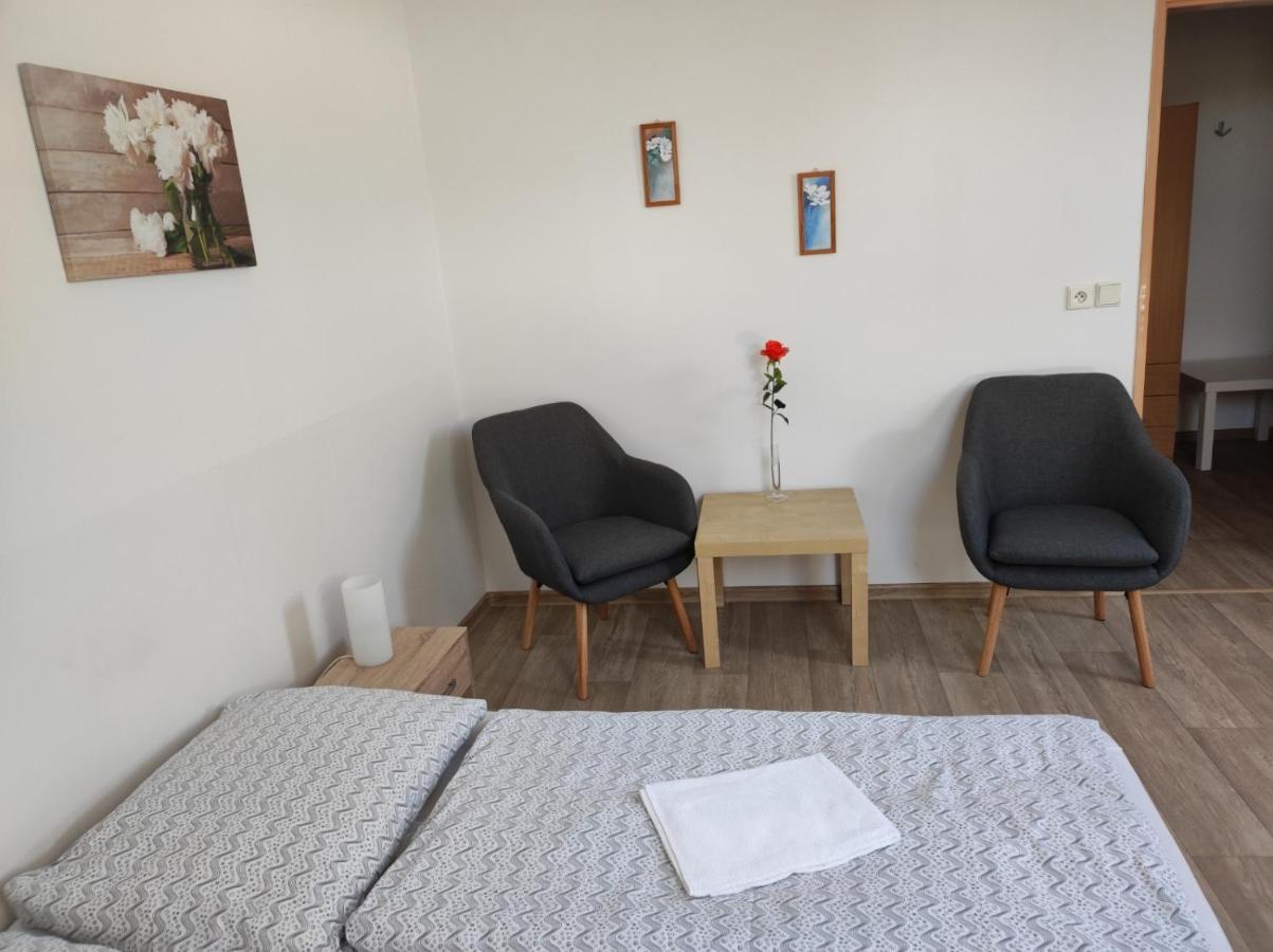 Penzion U Hradeb Znojmo Exterior foto