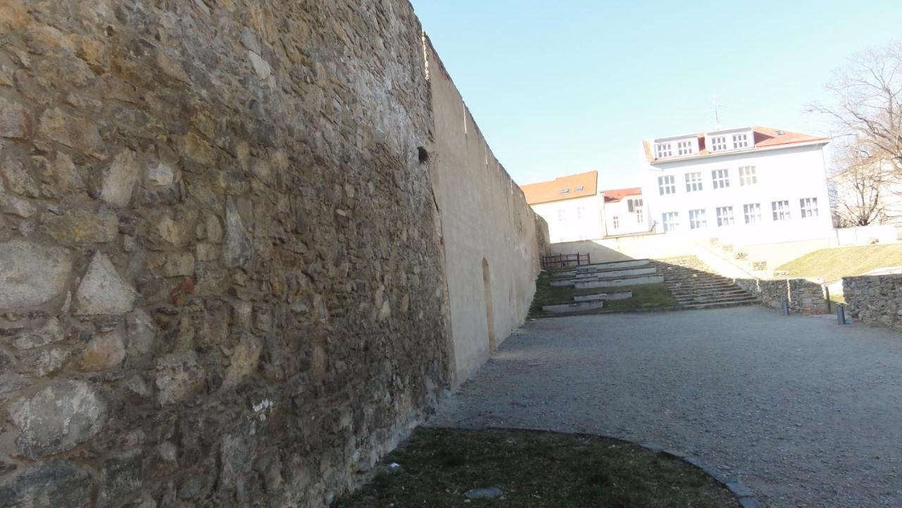Penzion U Hradeb Znojmo Exterior foto