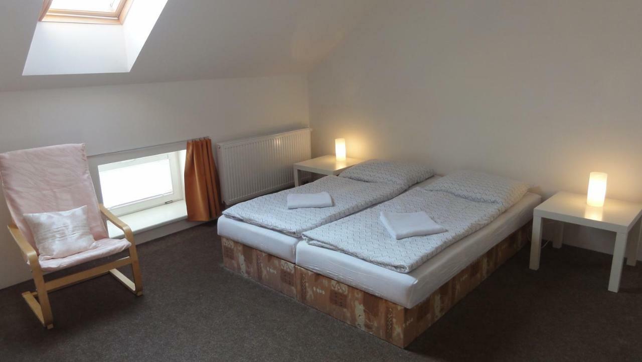 Penzion U Hradeb Znojmo Exterior foto